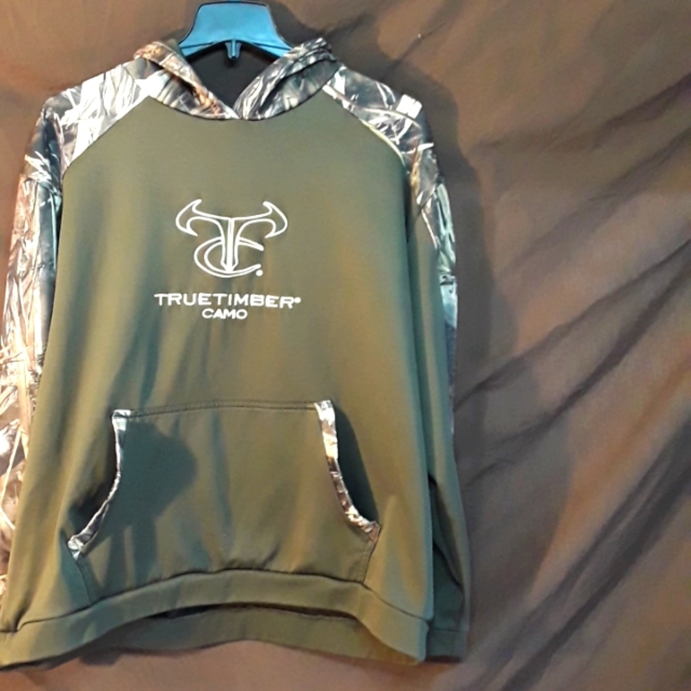 True timber camo hoodie